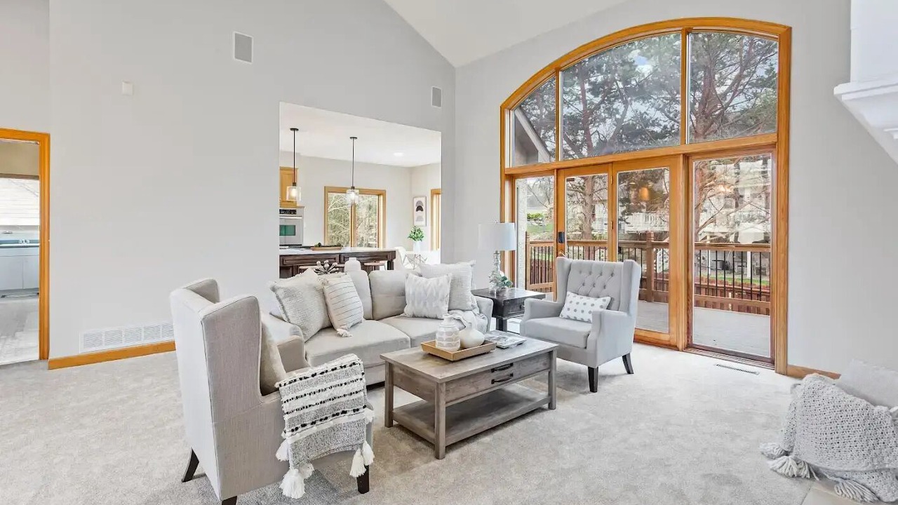 Photo of Livingroom in Eden Prairie