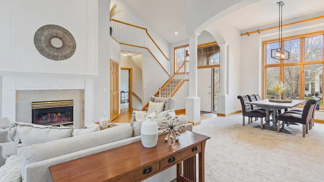 Photo of Livingroom in Eden Prairie