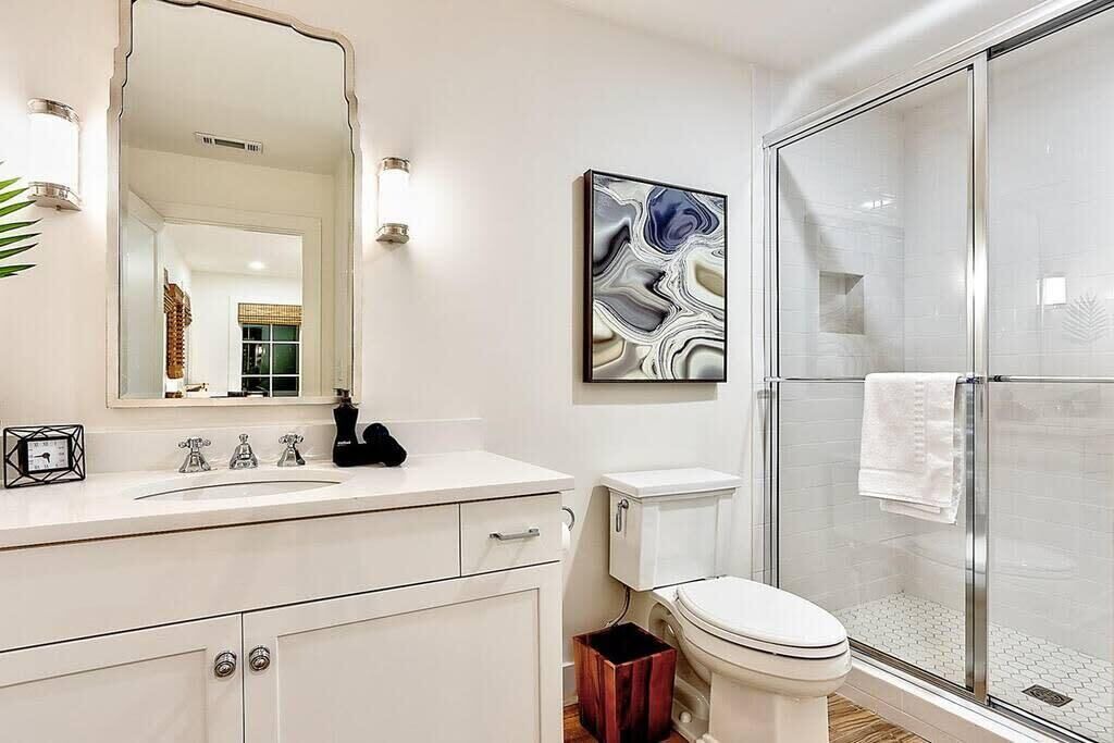 Photo of Bathroom in Hillsboro West End