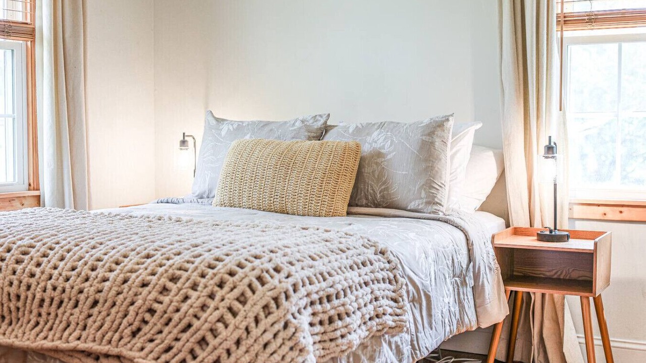 Photo of Bedroom in Knoxville