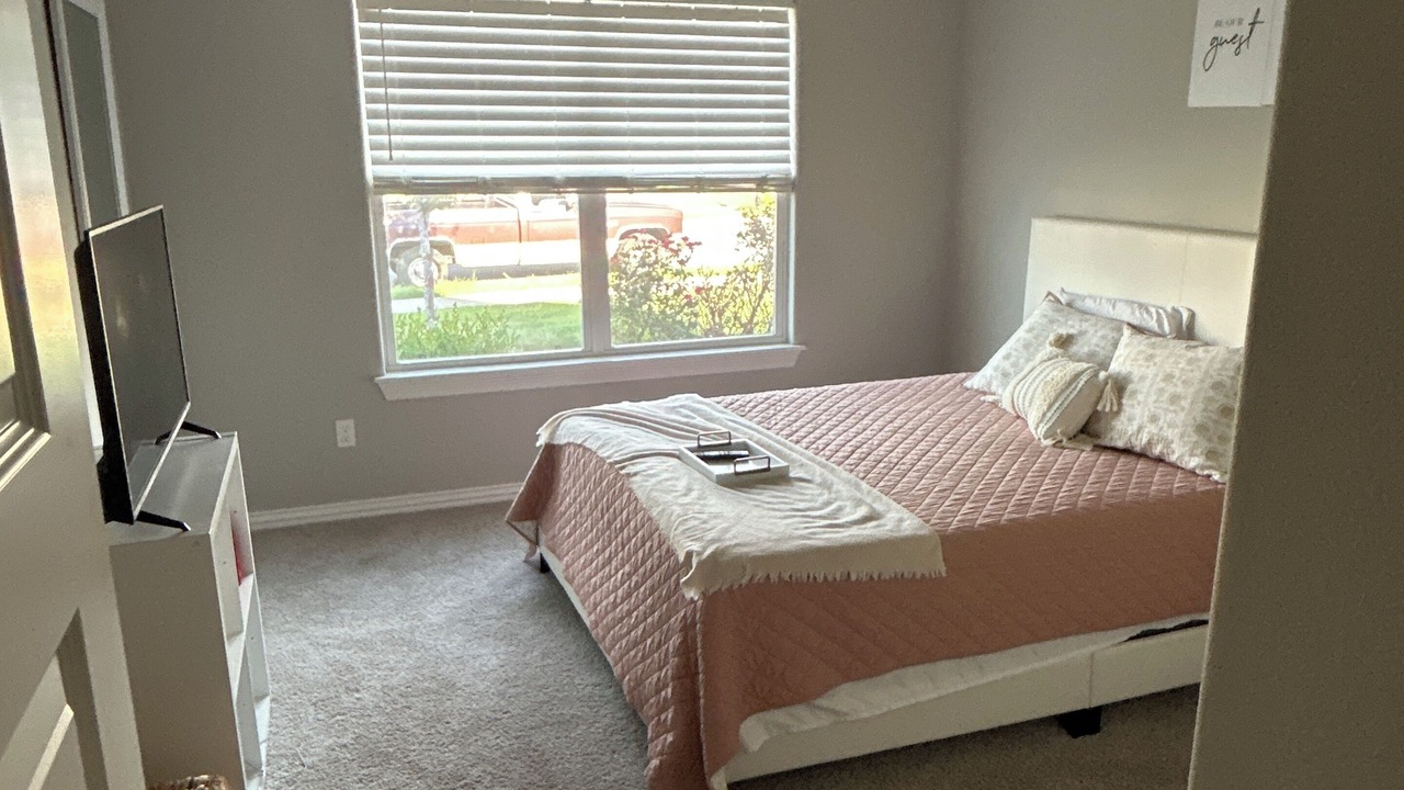 Photo of Bedroom in Springdale