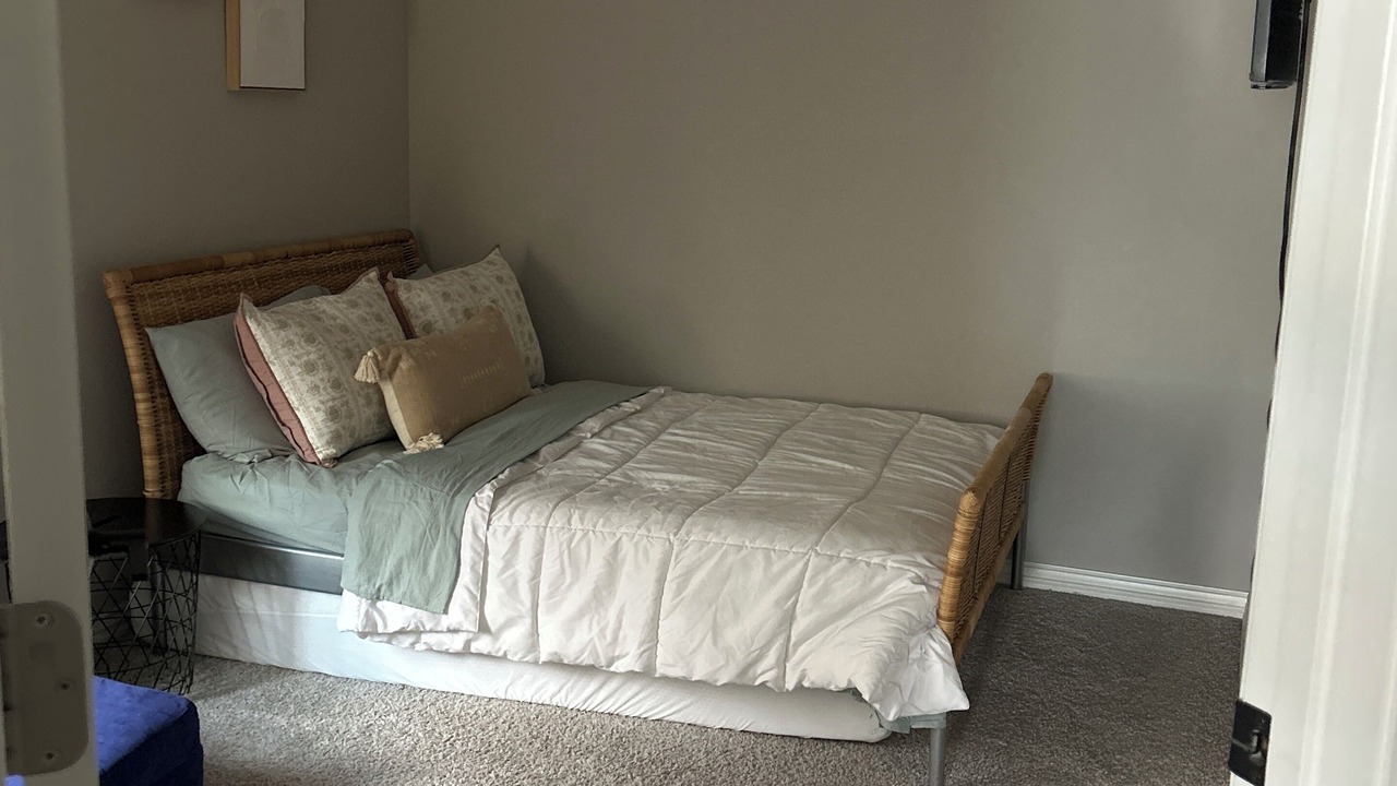 Photo of Bedroom in Springdale