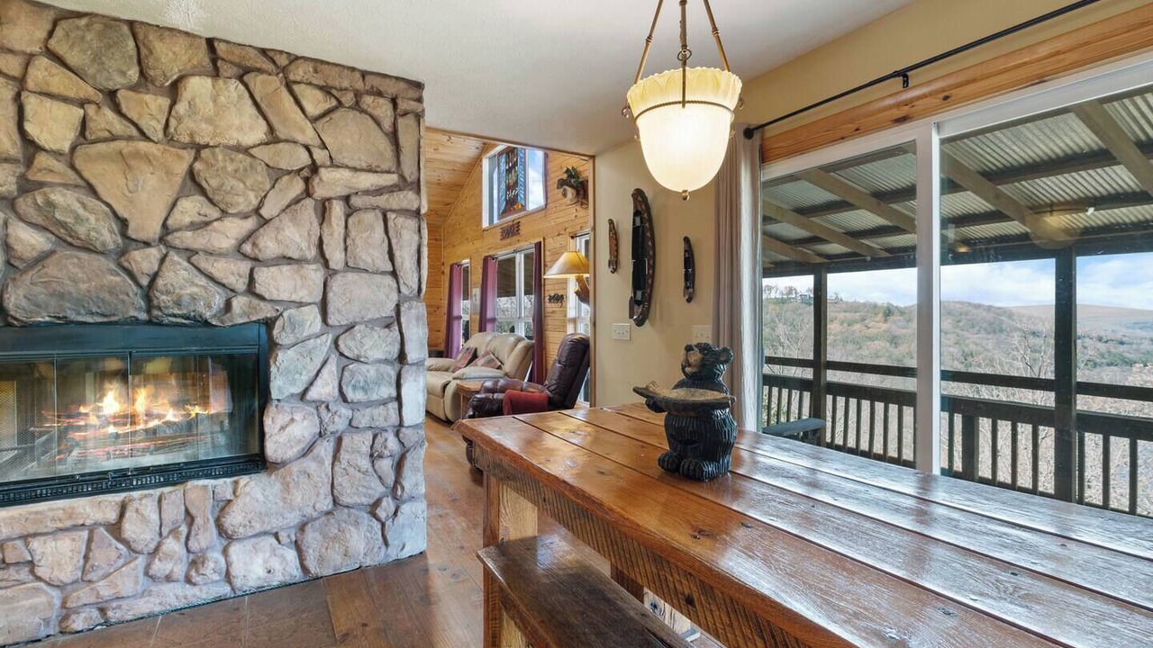 Photo of Livingroom in Eureka Springs