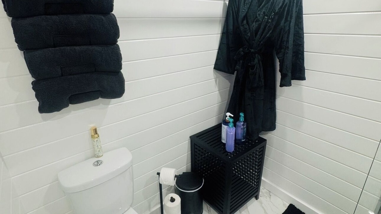 Photo of Bathroom in Elizabeth