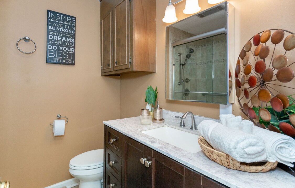 Photo of Bathroom in Park Forest - LA North