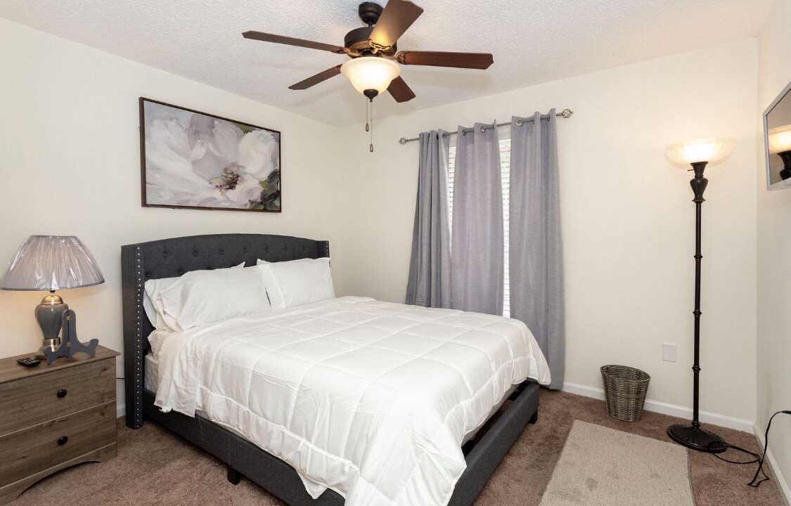 Photo of Bedroom in Park Forest - LA North