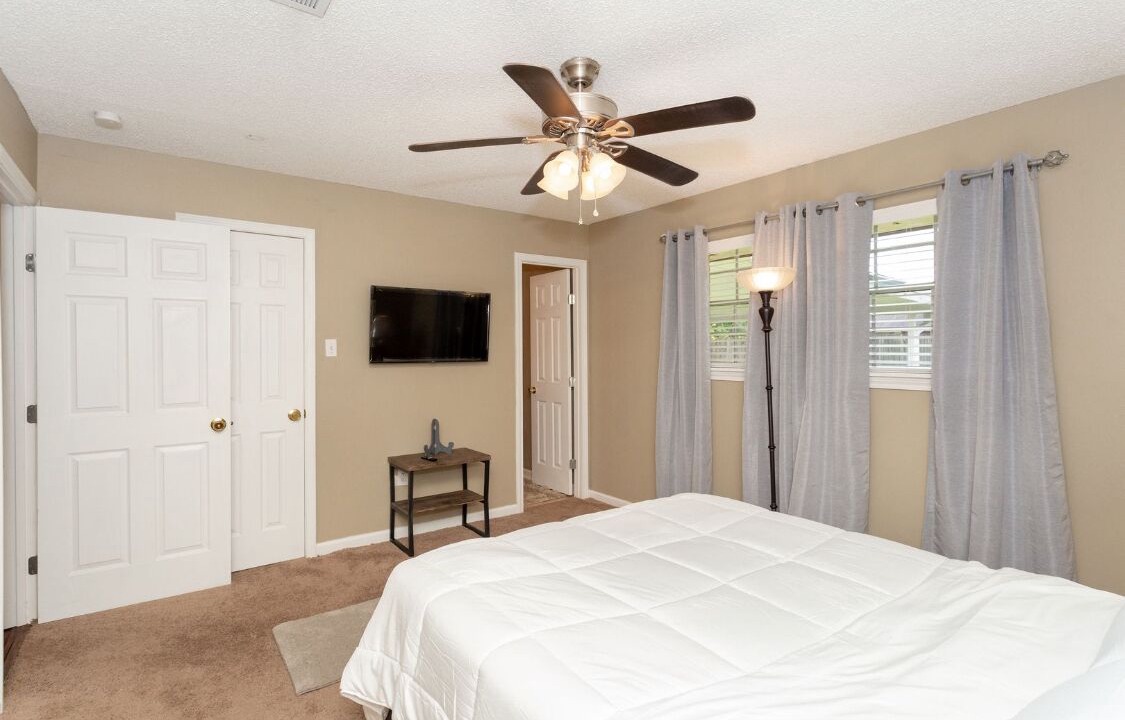 Photo of Bedroom in Park Forest - LA North