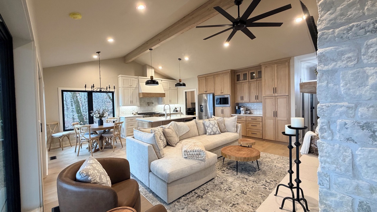 Photo of Livingroom in Quitman