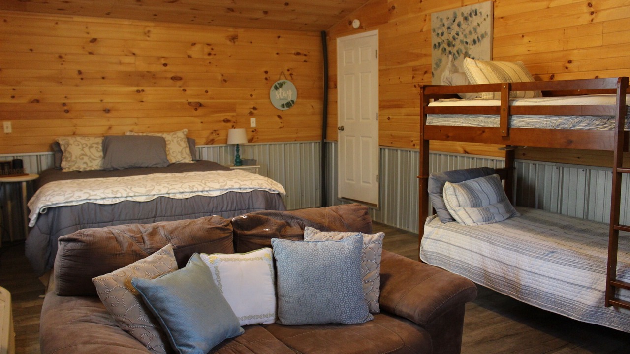 Photo of Bedroom in Almo