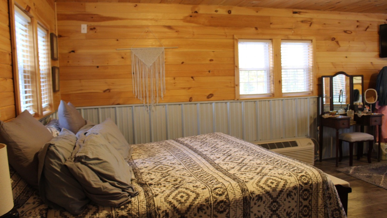 Photo of Bedroom in Almo
