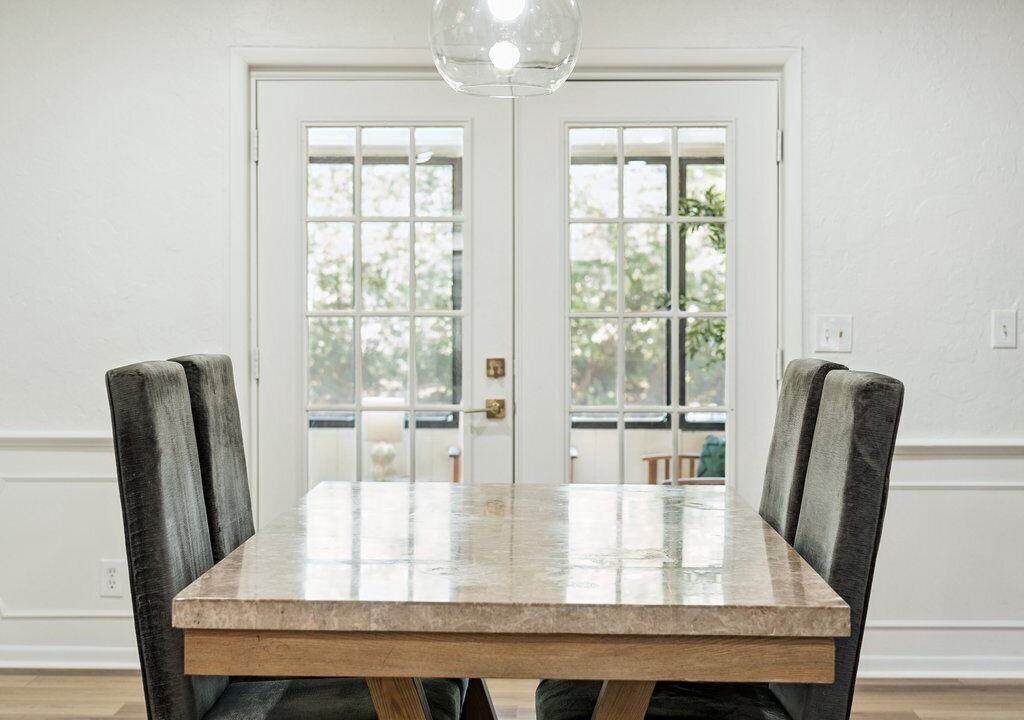 Photo of Livingroom in Wilemans Belle Isle