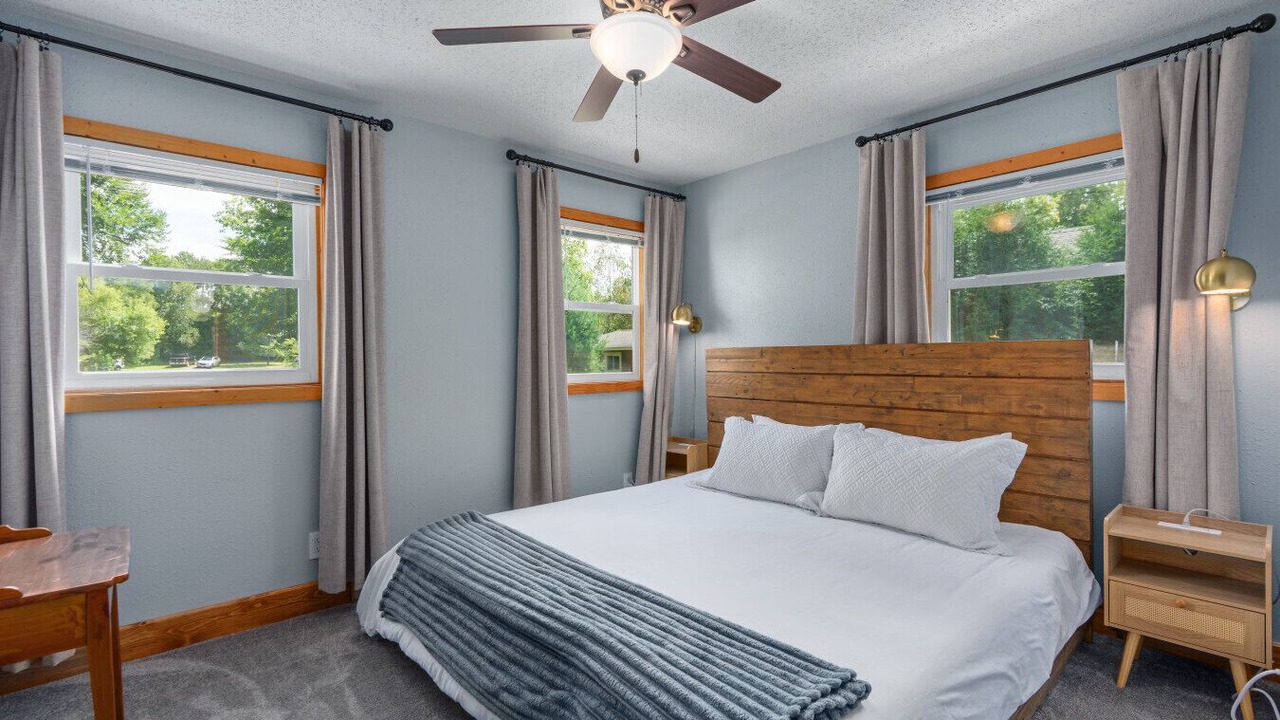 Photo of Bedroom in Barron County