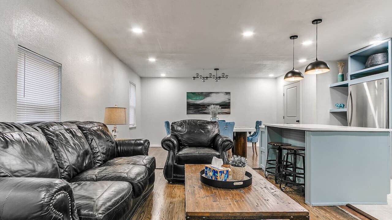 Photo of Livingroom in Central Oklahoma City