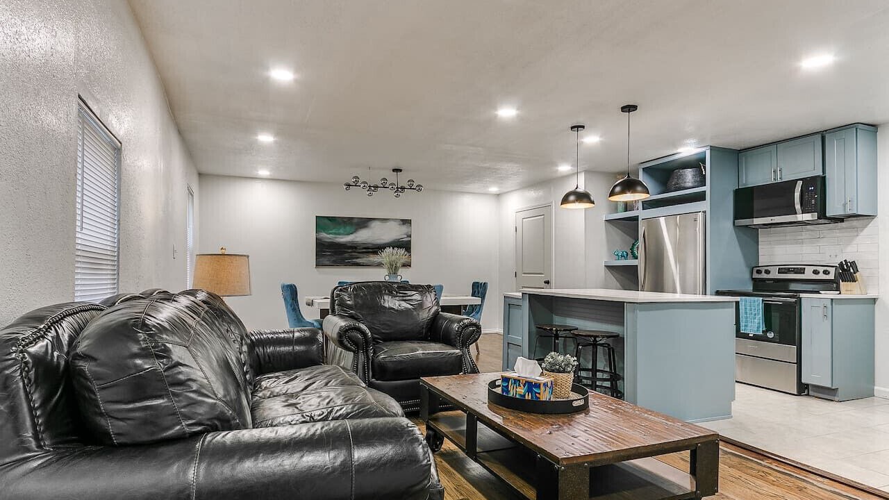 Photo of Livingroom in Central Oklahoma City