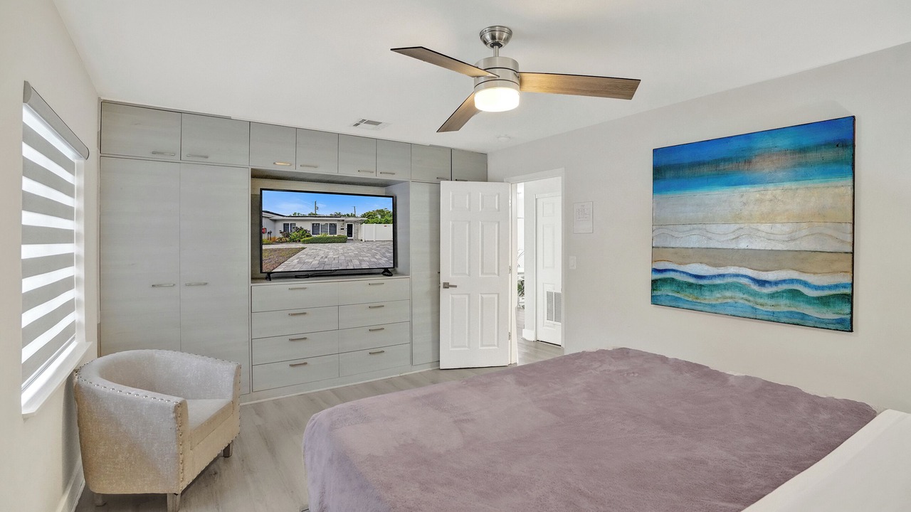 Photo of Bedroom in Coral Ridge
