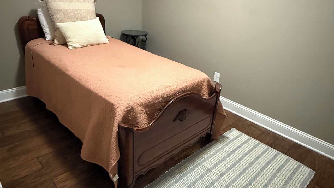 Photo of Bedroom in Morris Chapel