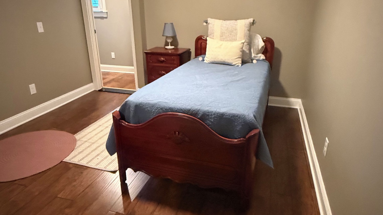 Photo of Bedroom in Morris Chapel