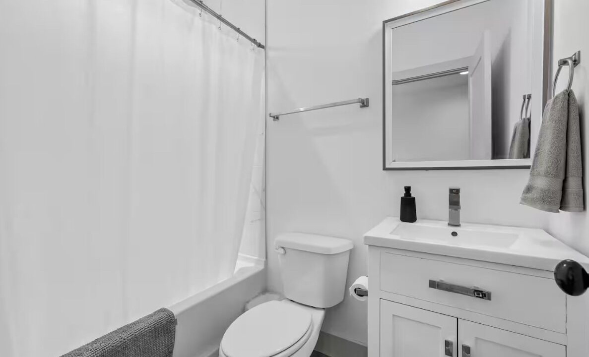 Photo of Bathroom in The Nations