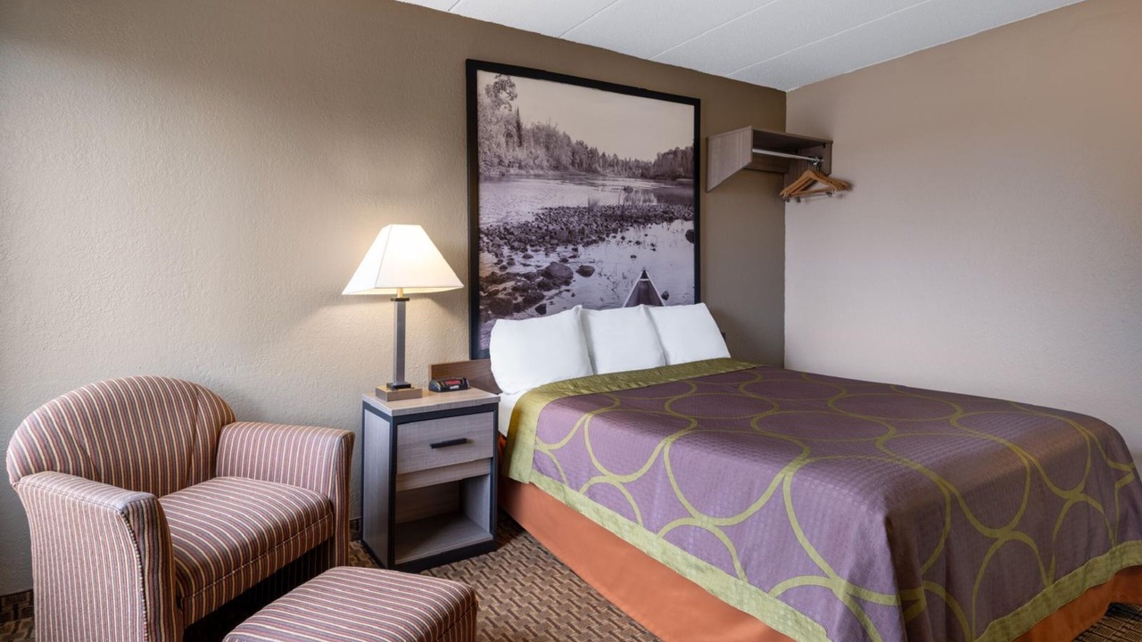 Photo of Bedroom in Owatonna