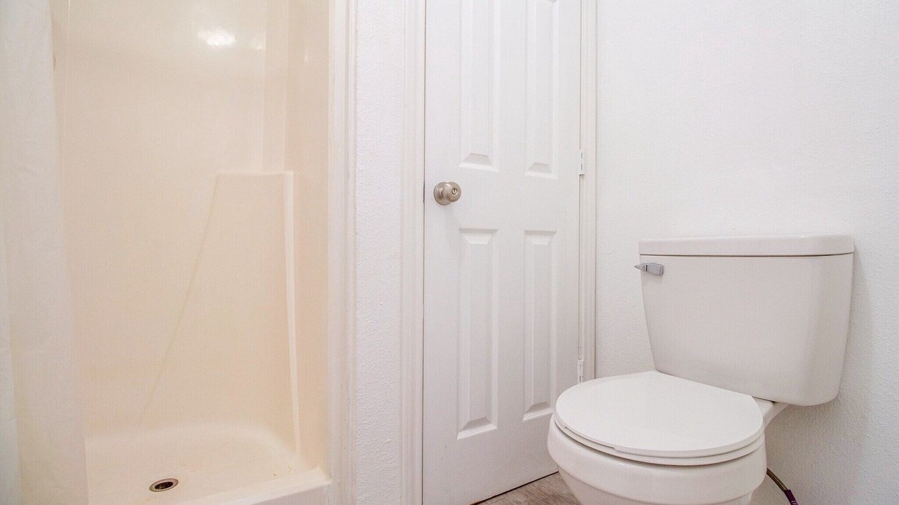 Photo of Bathroom in Seiling