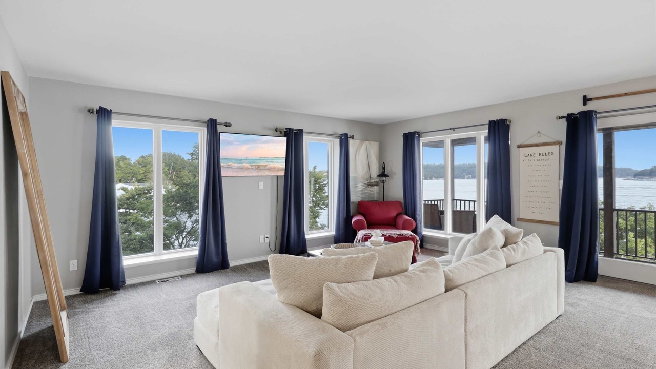 Photo of Livingroom in Lake Ozark
