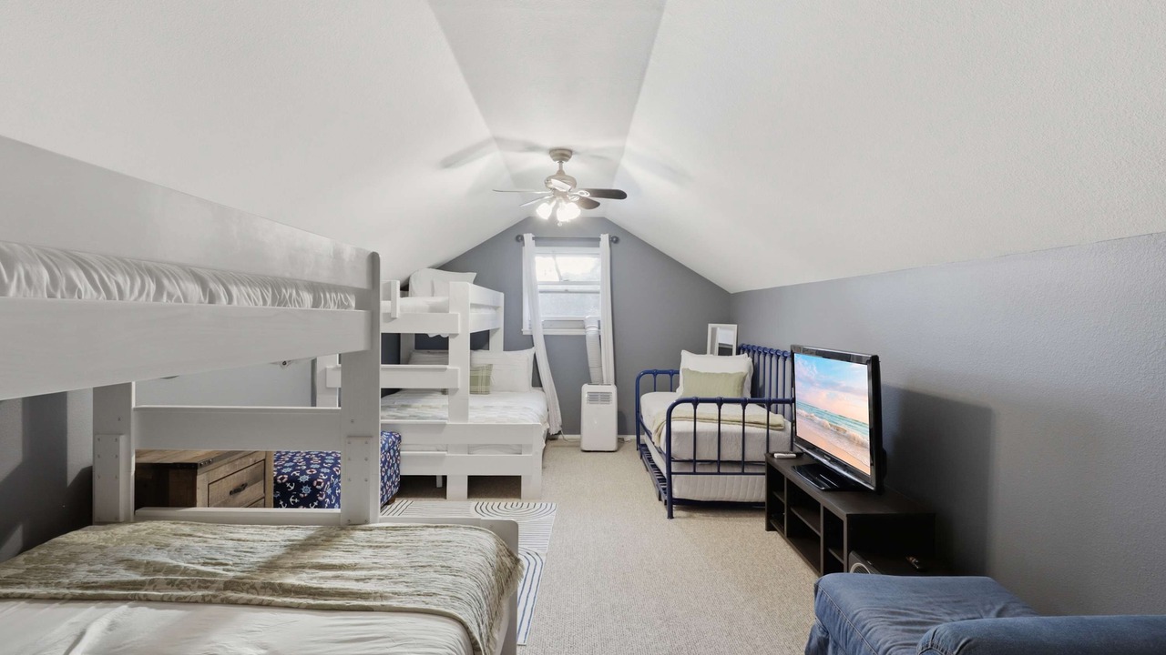 Photo of Bedroom in Lake Ozark
