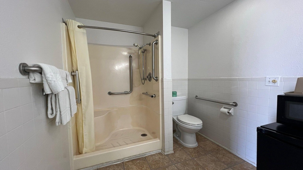 Photo of Bathroom in Marysville