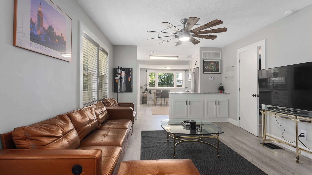 Photo of Livingroom in North Kansas City