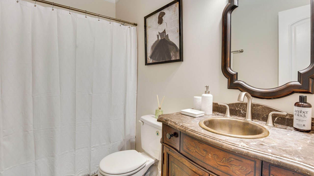 Photo of Bathroom in Church Street