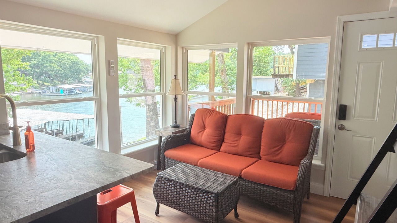 Photo of Livingroom in Osage Beach