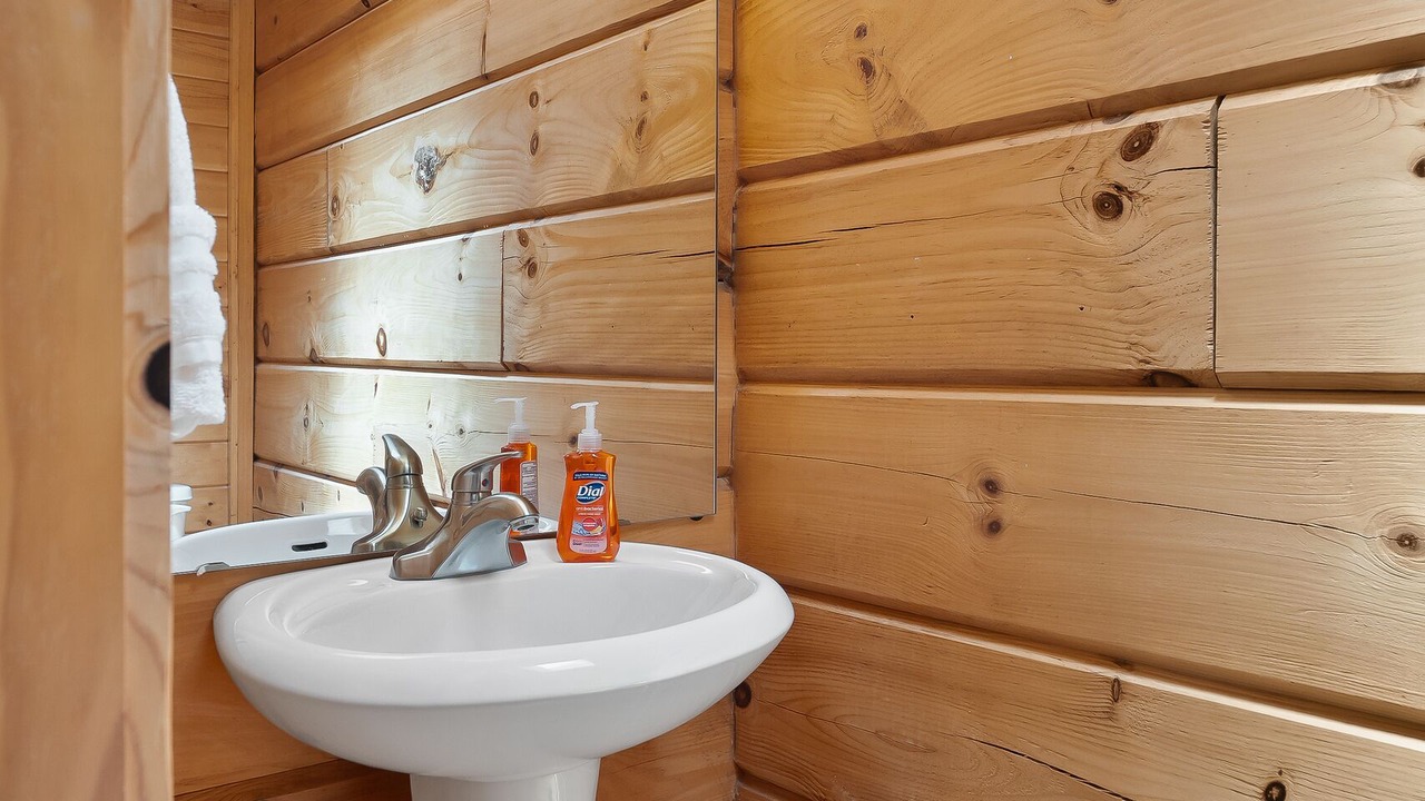 Photo of Bathroom in Smithville
