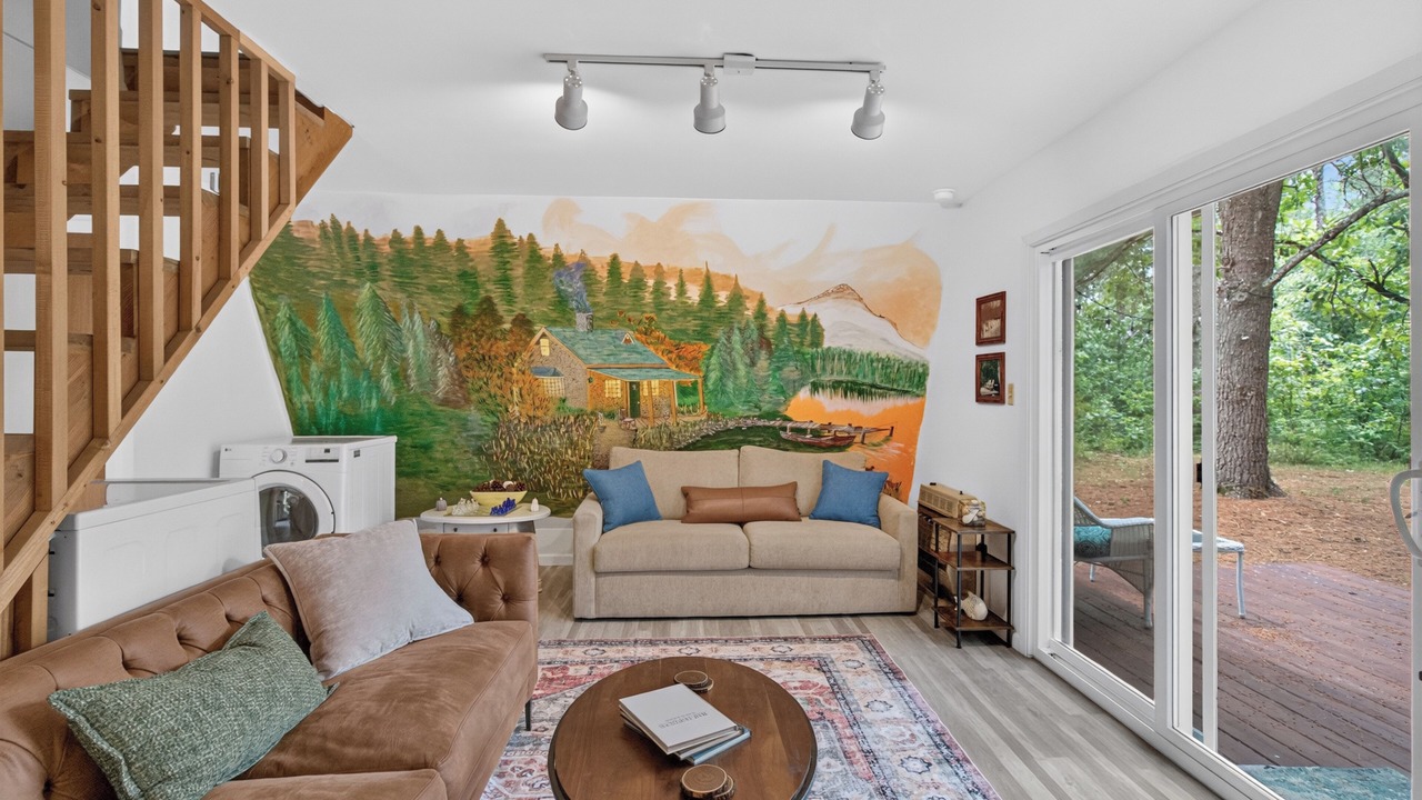 Photo of Livingroom in Friendship