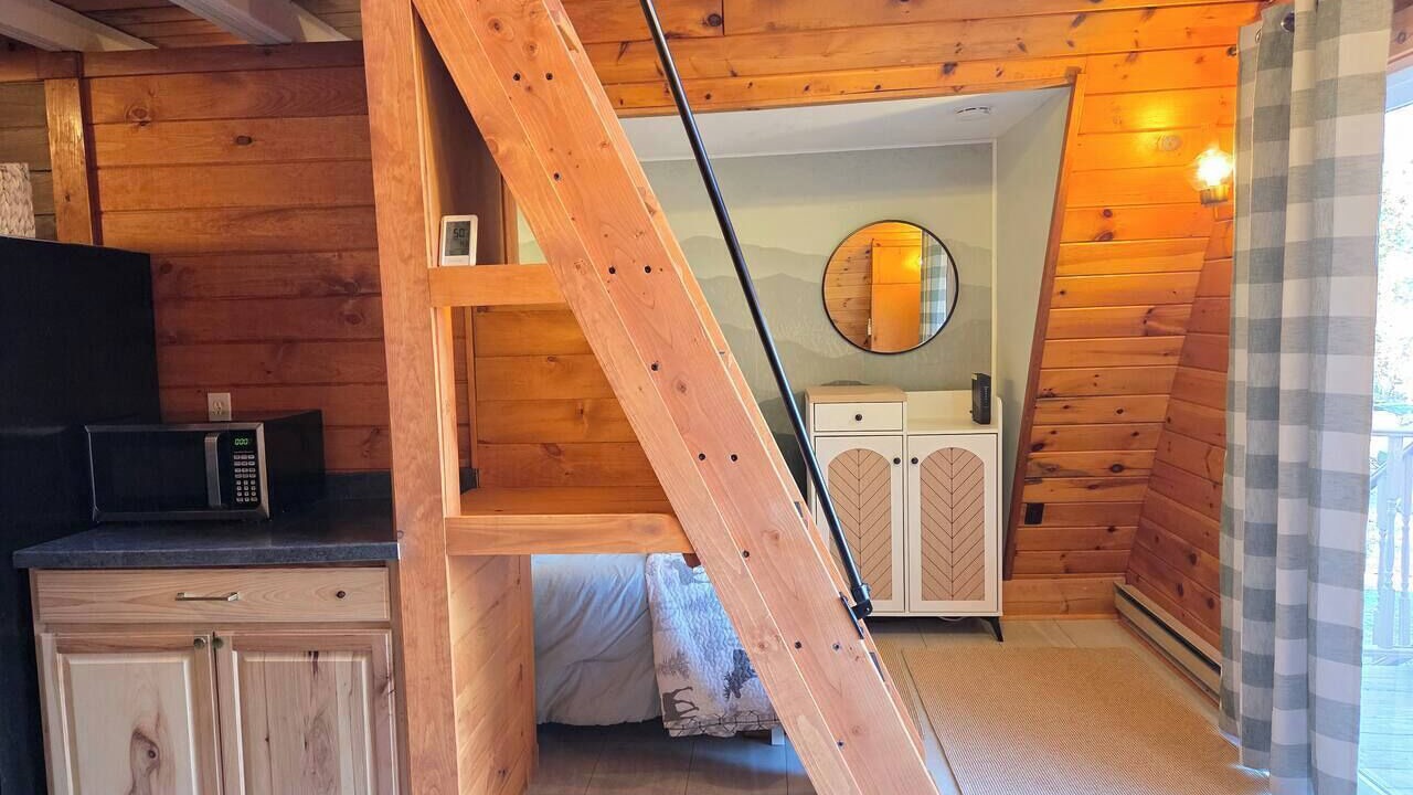 Photo of Bedroom in North Creek