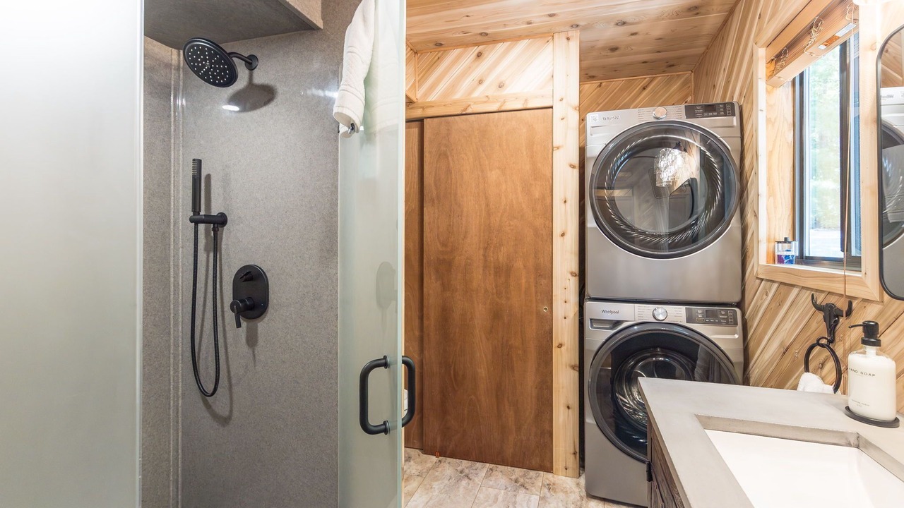 Photo of Bathroom in Innsbrook