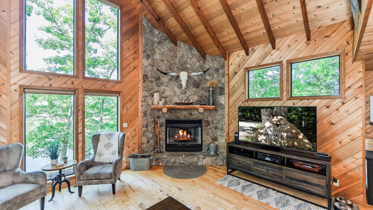 Photo of Livingroom in Innsbrook