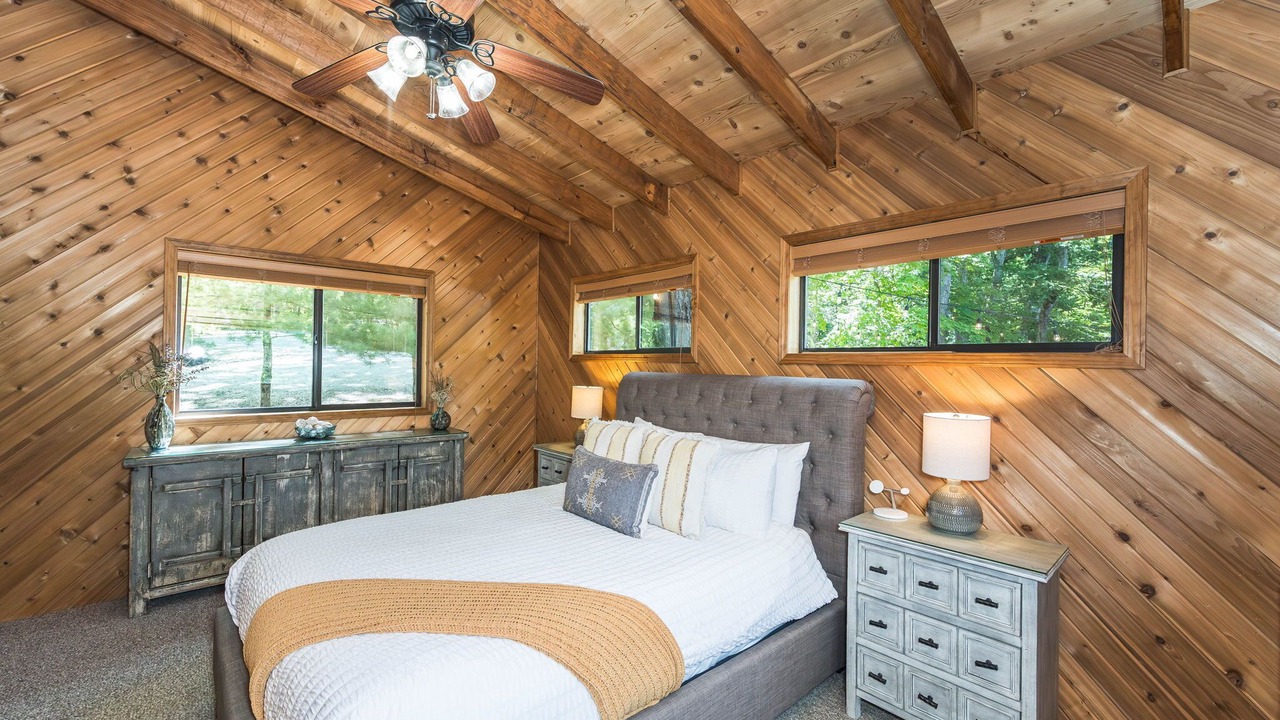 Photo of Bedroom in Innsbrook