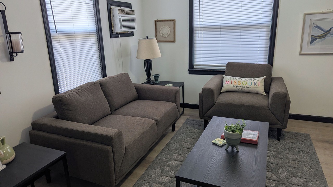 Photo of Livingroom in El Dorado Springs