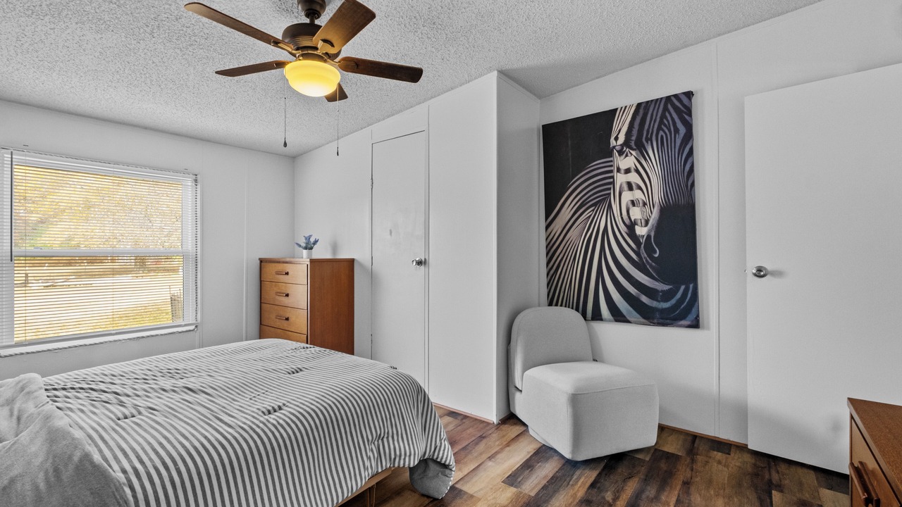 Photo of Bedroom in Hill