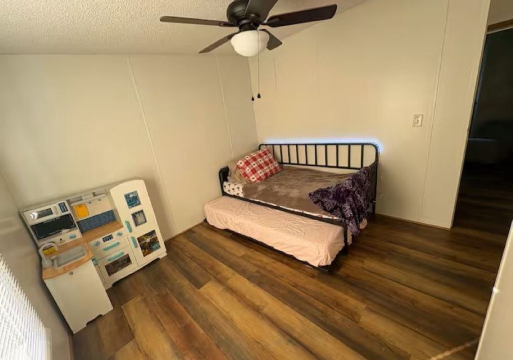 Photo of Bedroom in Hill