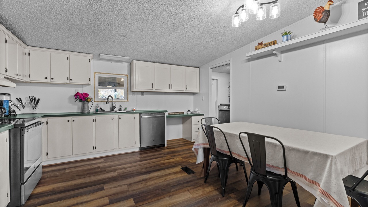 Photo of Kitchen in Hill