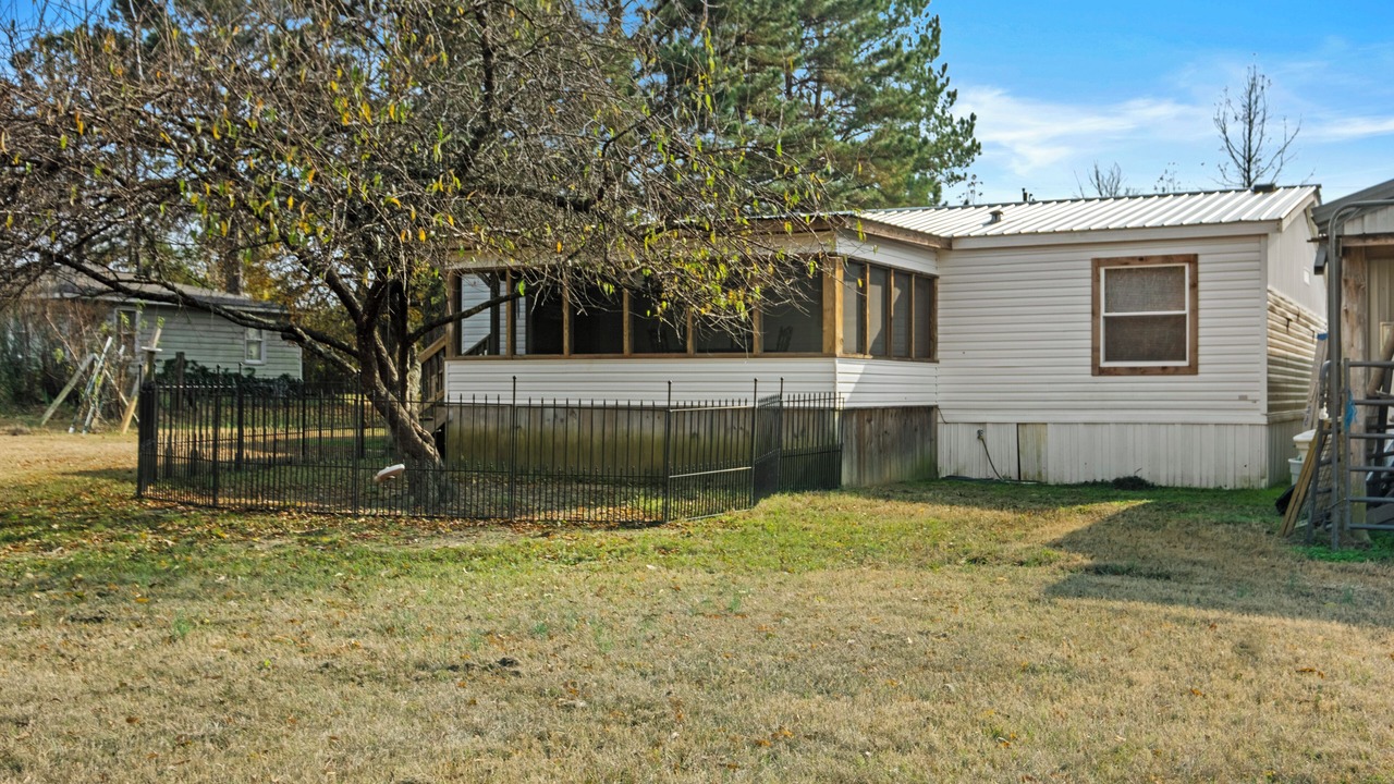 Photo of Outdoor in Hill