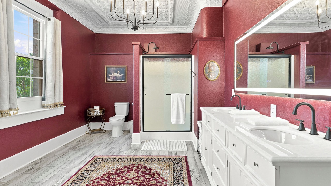Photo of Bathroom in Chapman
