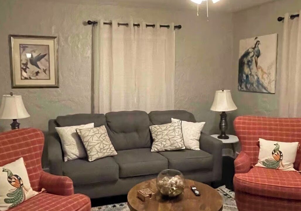 Photo of Livingroom in Sikeston