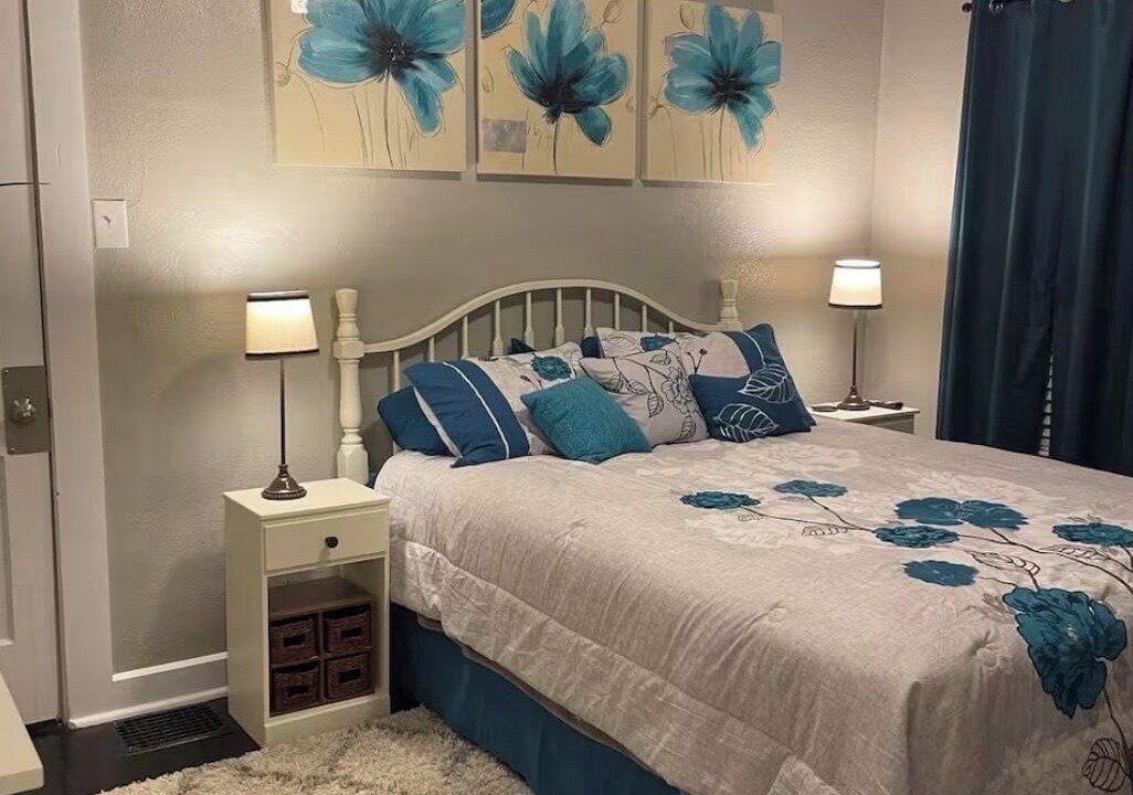 Photo of Bedroom in Sikeston
