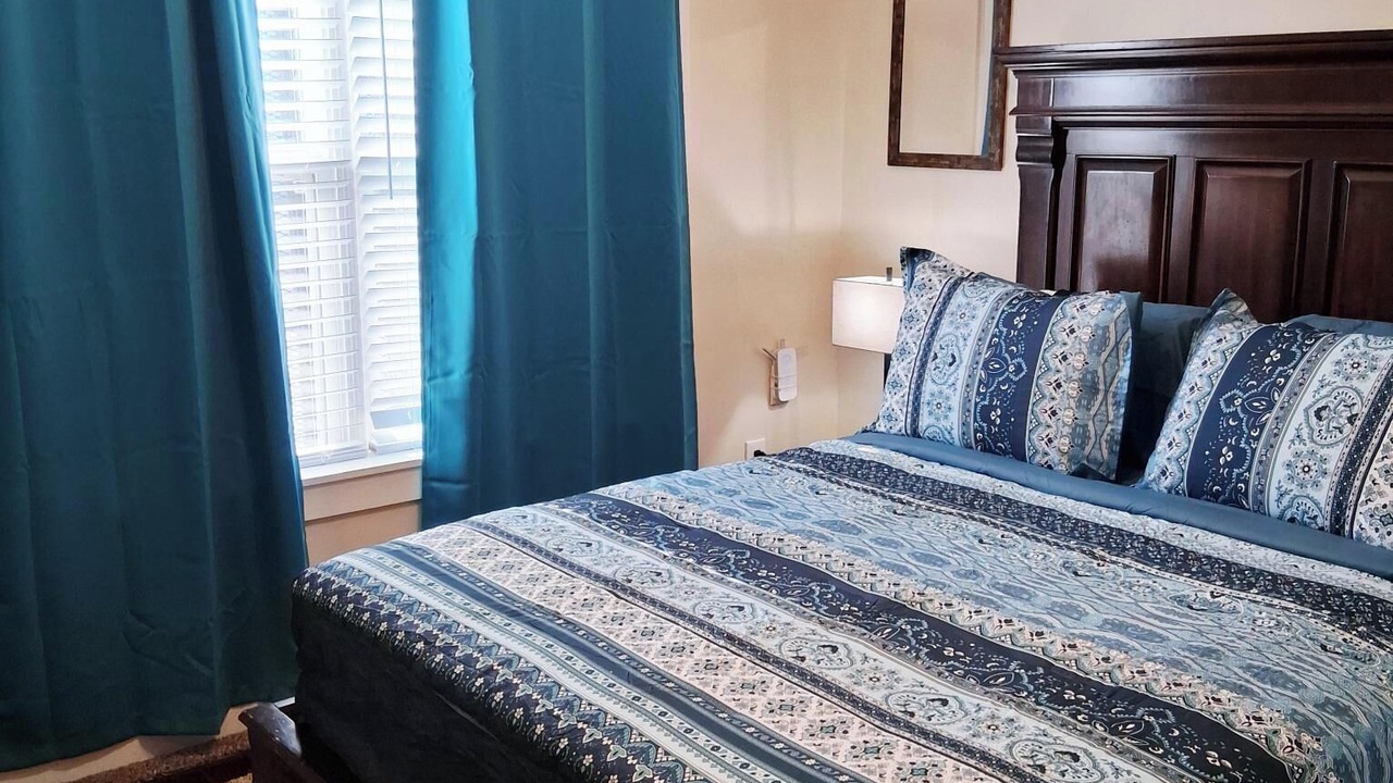 Photo of Bedroom in Tulsa