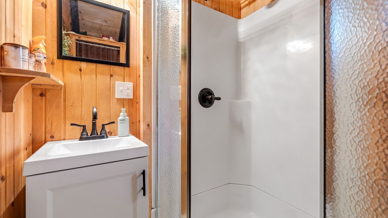 Photo of Bathroom in Neillsville