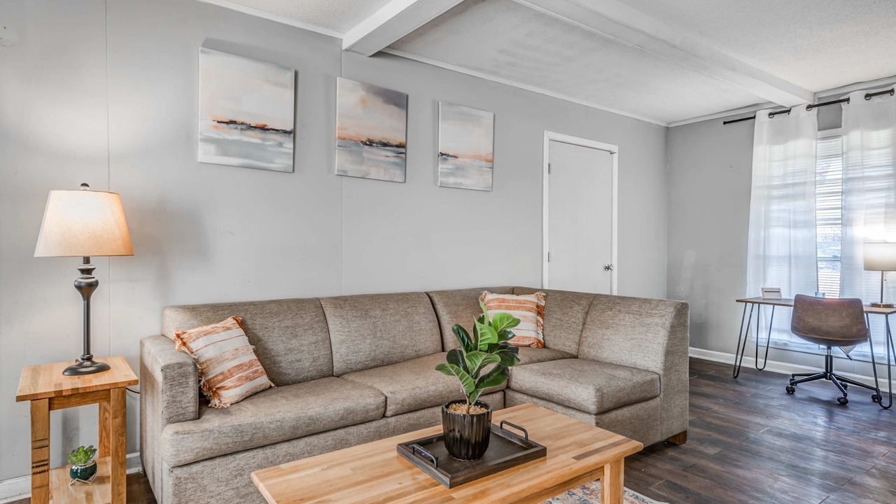 Photo of Livingroom in Ellendale