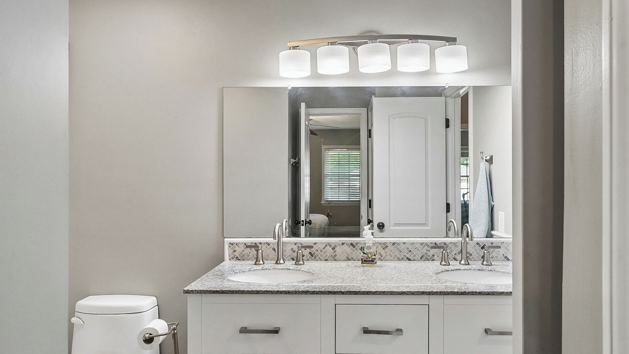 Photo of Bathroom in Independence