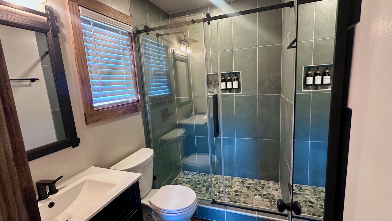 Photo of Bathroom in Ashley Oaks