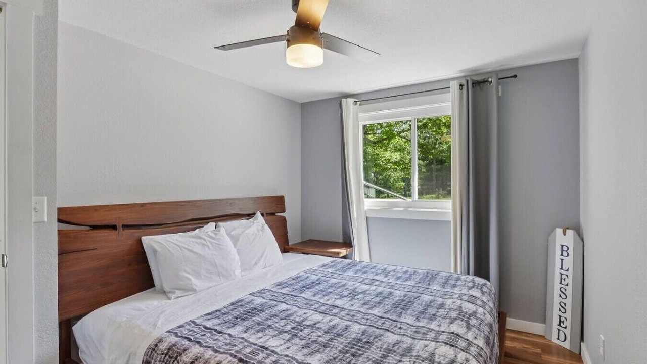 Photo of Bedroom in Lyndon Station